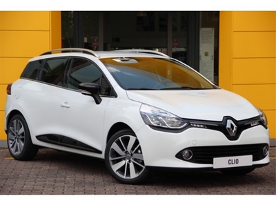 Renault Clio Estate TCe 90pk Night & Day 17 inch NIEUW