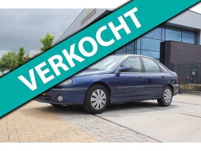 Renault Laguna 1.6-16V RXE