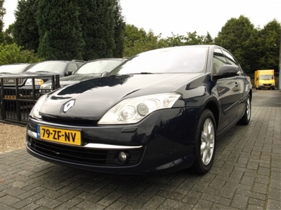 Renault Laguna 2.0 DCI 96KW FAP zeer mooie auto vol opties