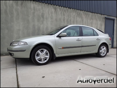 Renault Laguna 3.0-24V V6 Privilège (2001)