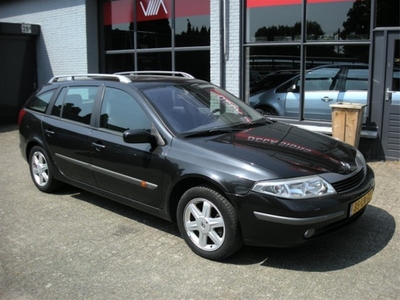 Renault Laguna Grand Tour 1.6-16V Elective (bj 2003)