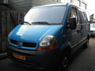 Renault Master T35 2.5dCi L1 H1 (bj 2004)