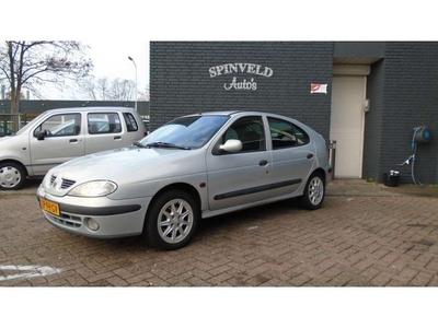 Renault Mégane 1.4-16V RXI Airco 5 Deurs