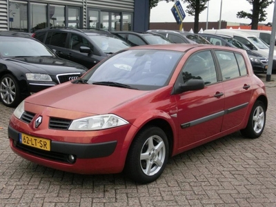 Renault Mégane 1.6-16V Dynamique Comfort