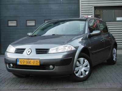 Renault Mégane 1.6-16V Privilège Comfort NAP/AIRCO/1JR APK