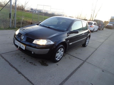 Renault Mégane 1.6-16V Privilège Luxe