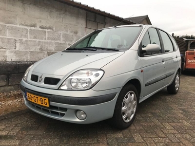 Renault Megane 1.6 16v rxe (2001)