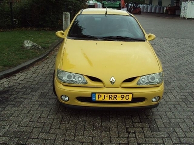 Renault Megane 1.6e (bj 1996)