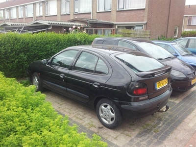 Renault Megane 1.6e