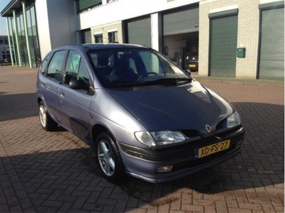 Renault Megane 1.6e RN Easy (bj 1998)