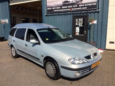 Renault Megane 1.9 dTi RT (bj 2000)