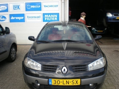 Renault Megane 1.9dci privilege luxe (bj 2003)