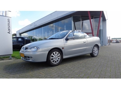 Renault Mégane ARIA 1.6 16V CABRIO SL (bj 2003)