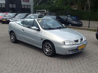 Renault Megane cabrio 1.6 16v expression (bj 2001)