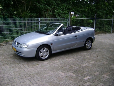 Renault Mégane Cabrio 1.6-16V Sport Way (bj 2002)