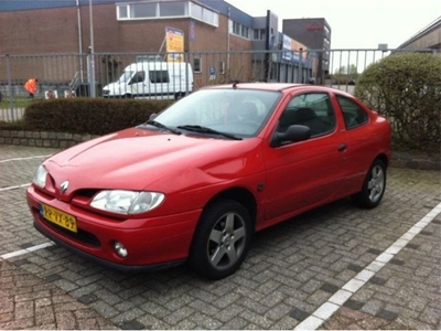 Renault Megane coupe 1.6 (bj 1997)