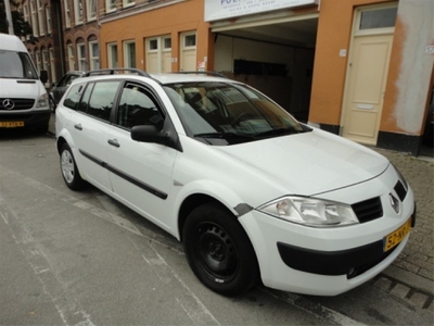 Renault Mégane Grand 1.5 dCi Auth. Basis (bj 2004)