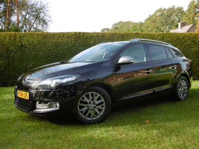 Renault Megane Mégane Estate 1.5 dCi GT-Line PANO DAK XENON