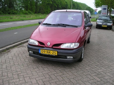 Renault Megane scenic 1.6 rn (bj 1997)