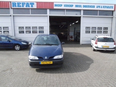 Renault Mégane SCENIC; 1.6E (bj 1998)