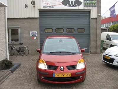 Renault Modus 1.6 privilege luxe 82kW (bj 2004)