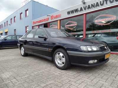 Renault Safrane 2.5 RXE (bj 1998, automaat)