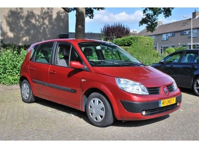 Renault Scenic 1.5 dCi Comfort 60 Kw AIRCO (bj 2005)