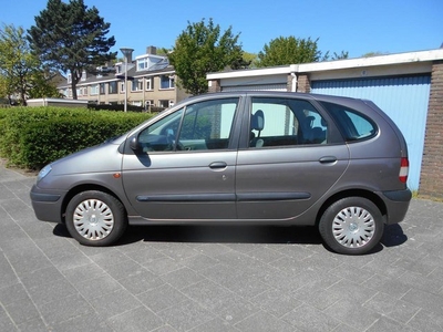 Renault Scénic 1.6-16V Air AUTOMAAT 115 D.KM !