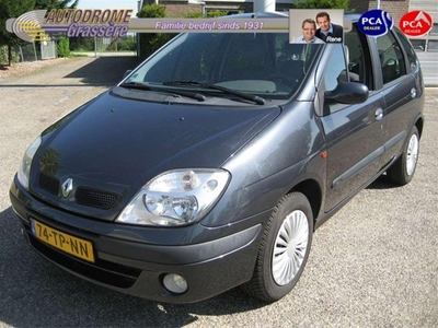 Renault Scénic 1.6-16V Dynamique (bj 2003)