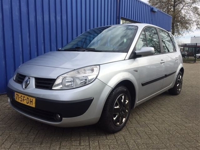 Renault Scenic 1.6-16V Dynamique Luxe (bj 2005)