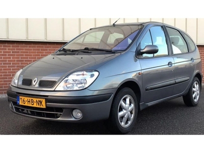 Renault Scénic 1.6-16V Expression /COMPLEET MOTOR REVISIE