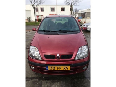 Renault Scénic 1.6-16V RXE G3 Automaat (bj 2000)