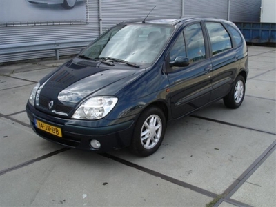 Renault Scenic 1.6-16V Sport Way (bj 2002)