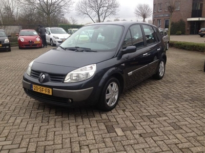 Renault Scenic 1.6-16V Tech Line (bj 2006)