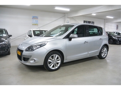 Renault Scénic 1.6 CELSIUM Trekh. Navi ECC LMv (bj 2011)