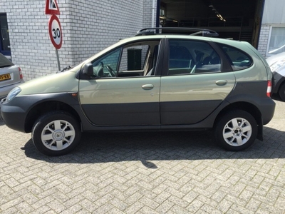 Renault Scénic 2.0-16V RX4 Express. (bj 2002)