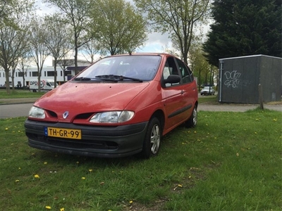 Renault Scénic INRUIL MOG. 1.6 66kW (bj 1998)