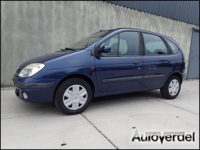 Renault Scenic Scénic 1.4-16V Authentique (2001)