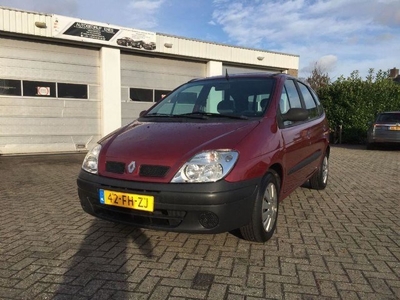 Renault Scenic Scénic 1.4-16V RN