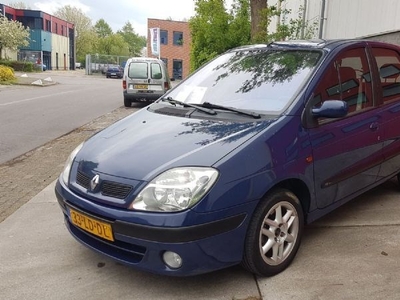 Renault Scenic Scénic 1.6-16V Authentique (2002)