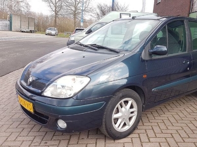 Renault Scenic Scénic 1.6-16V Expression Sport (2003)