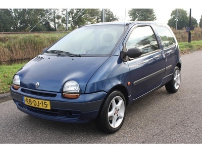 Renault Twingo 1.2 99DKM NAP NIEUWE APK