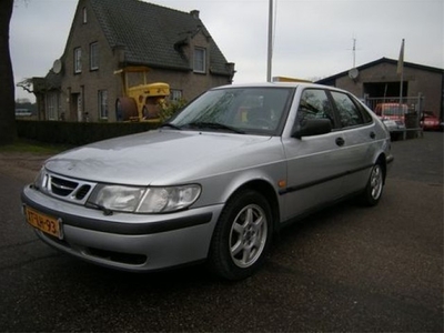 Saab 9-3 2.0 5-Deur SE (bj 1999)