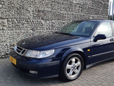 Saab 9-5 Sedan 2.0t (1998)