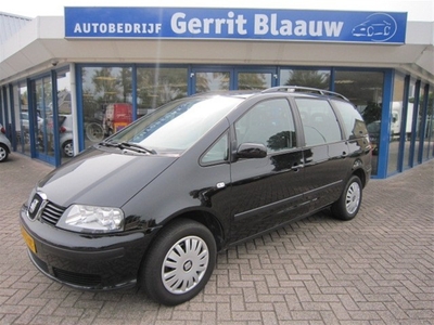 Seat Alhambra 2.0 , 7 PERSOONS (bj 2003)