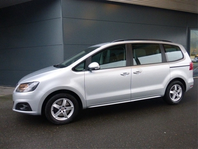 Seat Alhambra 2.0 TDI 140PK Style 7p + Navigatie/Camera/PDC