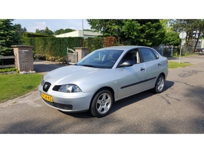 SEAT Cordoba 1.4 16V bj:2003 NAP APK Zeer nette Auto!