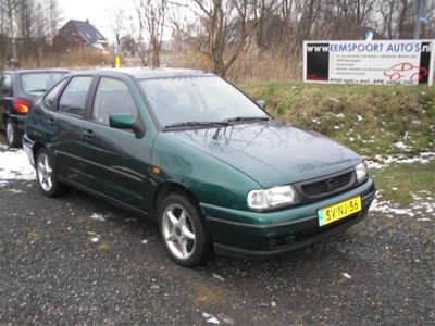 Seat Cordoba 1.4i SE (bj 1998)