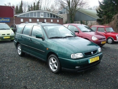 Seat Cordoba 1.6i SXE met nieuwe apk (bj 1998)