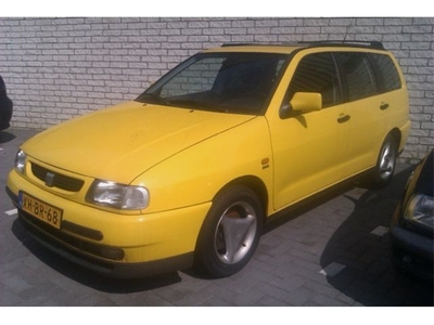 Seat Cordoba vario 1.6 sxe 74kW (bj 1998)